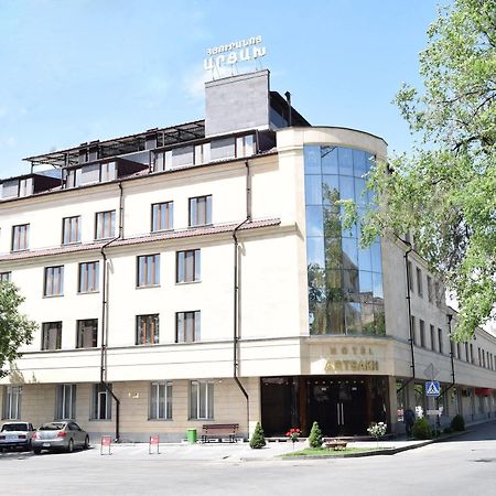 Artsakh Hotel Yerevan Bagian luar foto